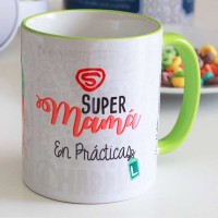 Taza de regalo "Super Mamá" en prácticas